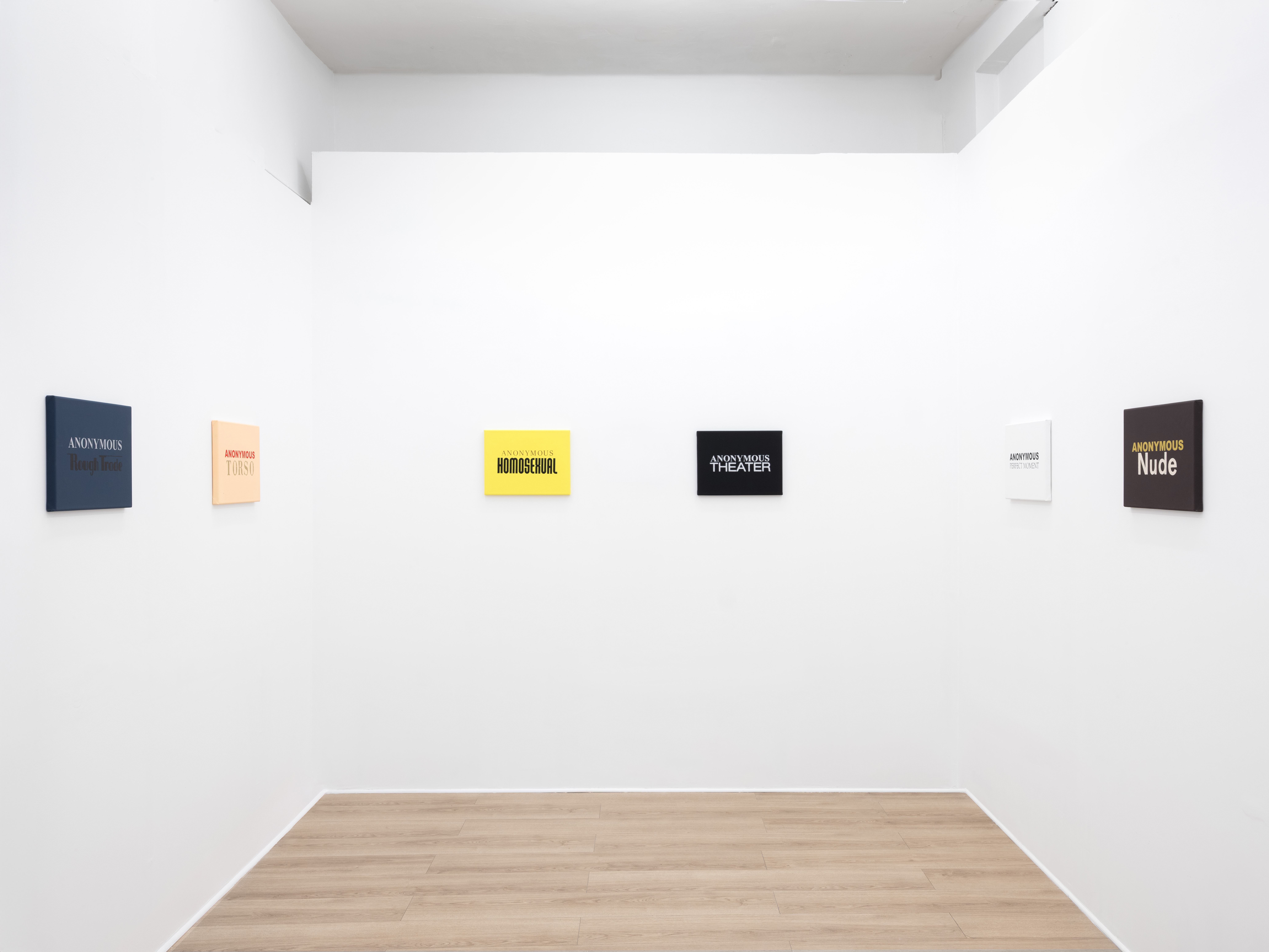 <p><em>Portraits</em></p>